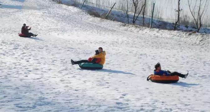 石家庄又能滑雪又能玩雪的地方,周末石家庄玩雪
