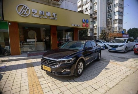 24小时租车服务,亨利租车