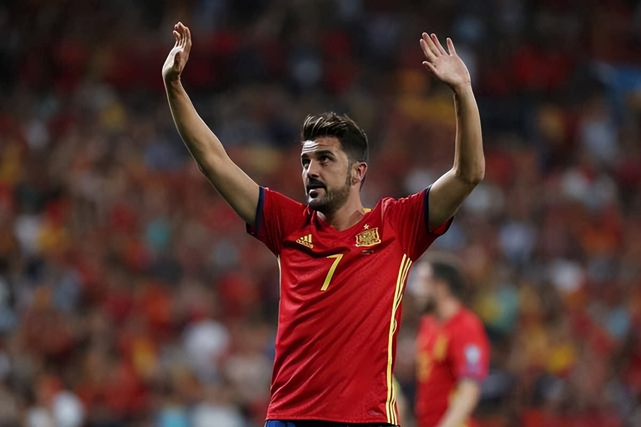 他是优秀前锋，也是大满贯球员，在世界杯成名，却在巴萨迷失