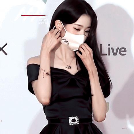 戴口罩如何看出一个女生精致,戴口罩的女生咋样看到脸