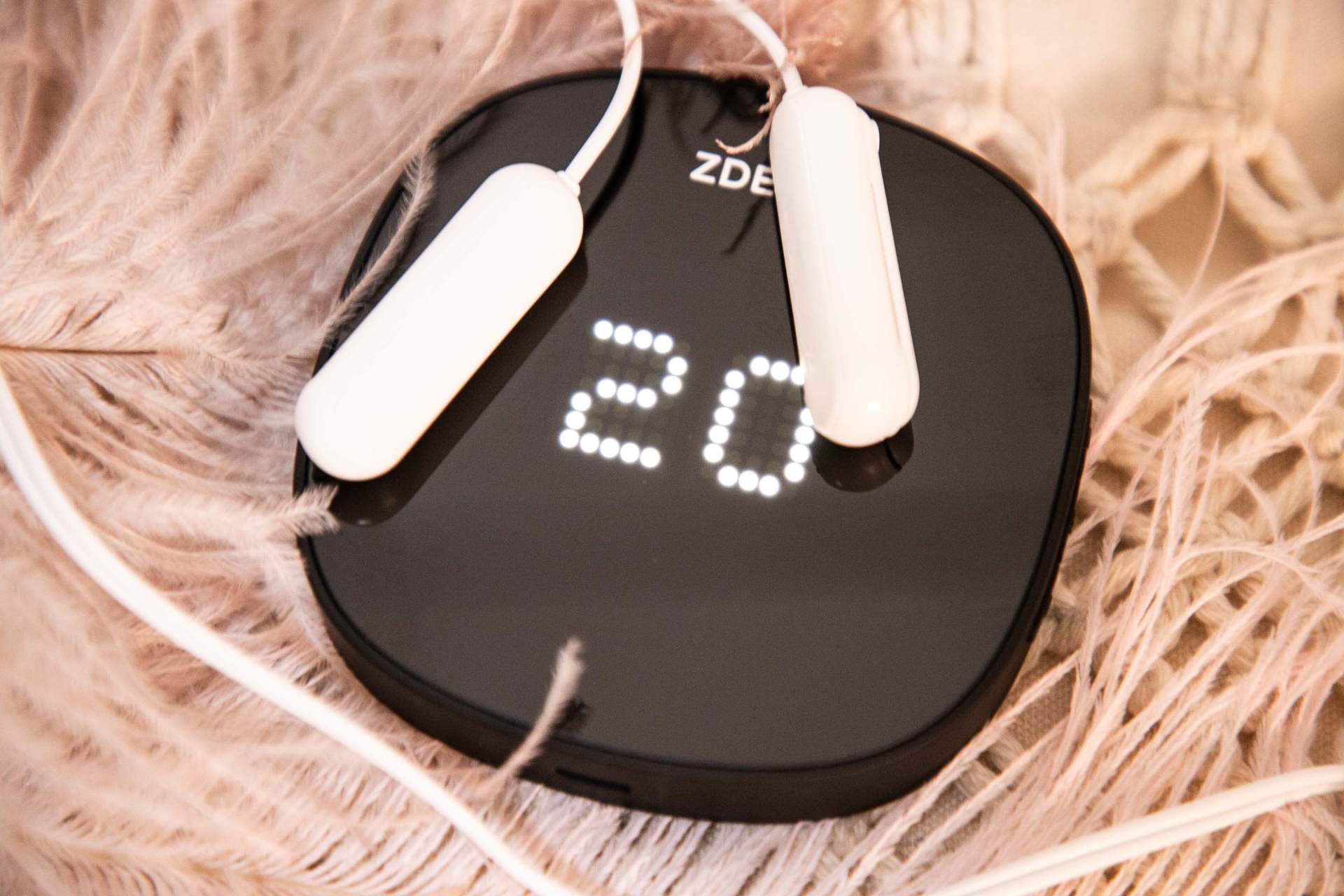 比药物更好的助眠方式，左点睡眠治疗仪体验