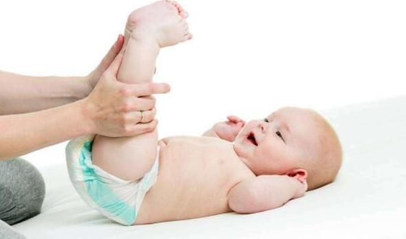 月子里的宝宝洗屁股怎么洗,月子宝宝洗屁股