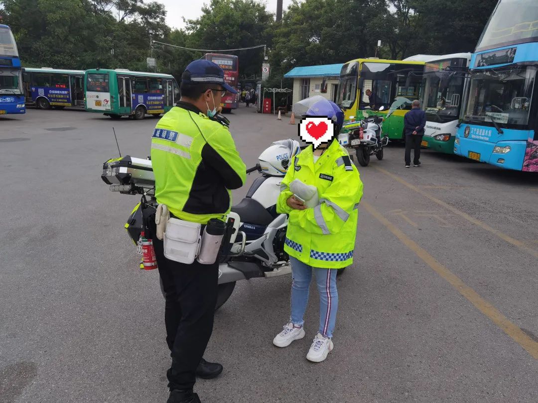 一封简短的感谢信给志愿者,一封感谢好心人的信