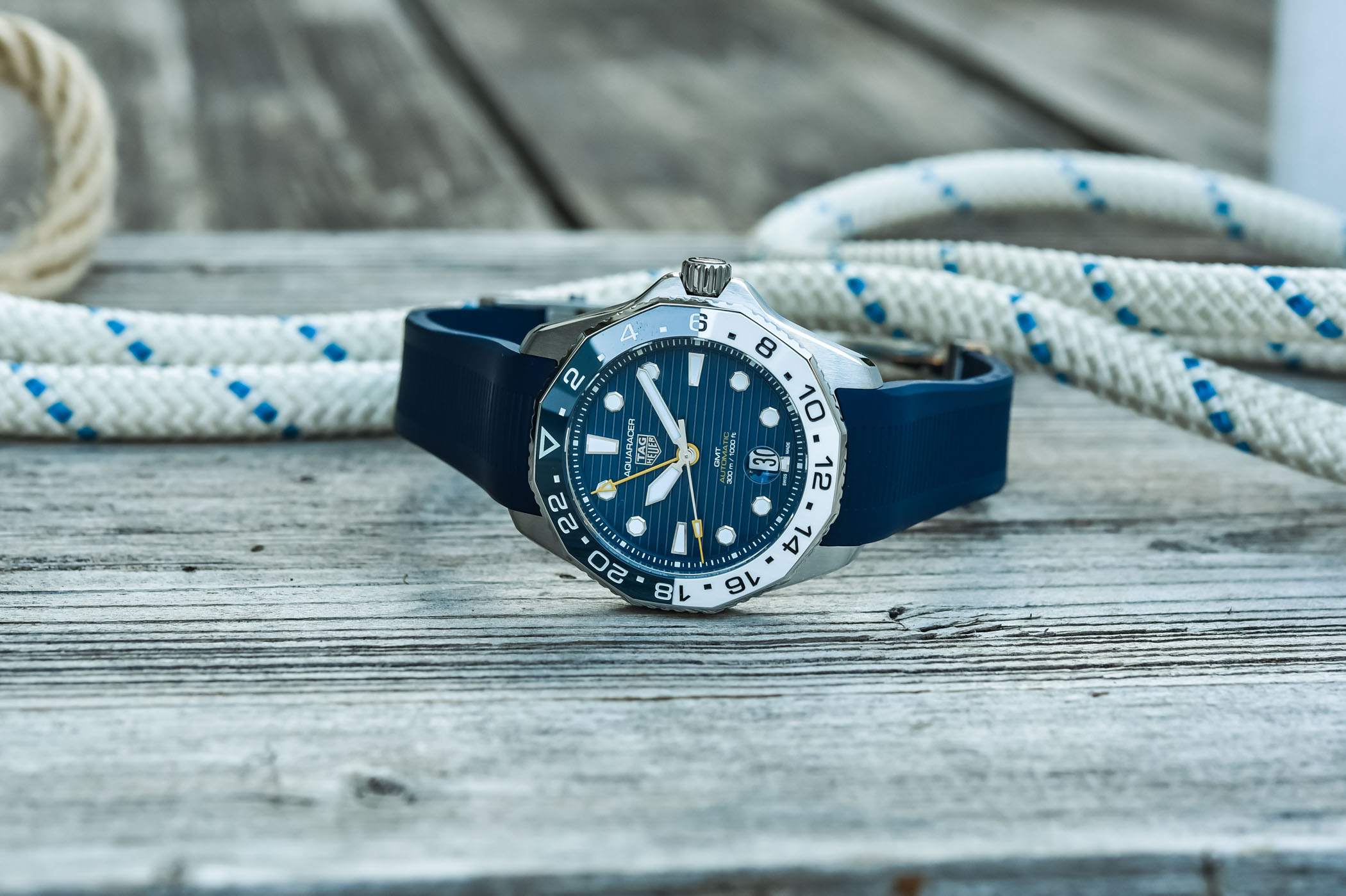 泰格豪雅竞潜300机芯,泰格豪雅竞潜300钛金属手表