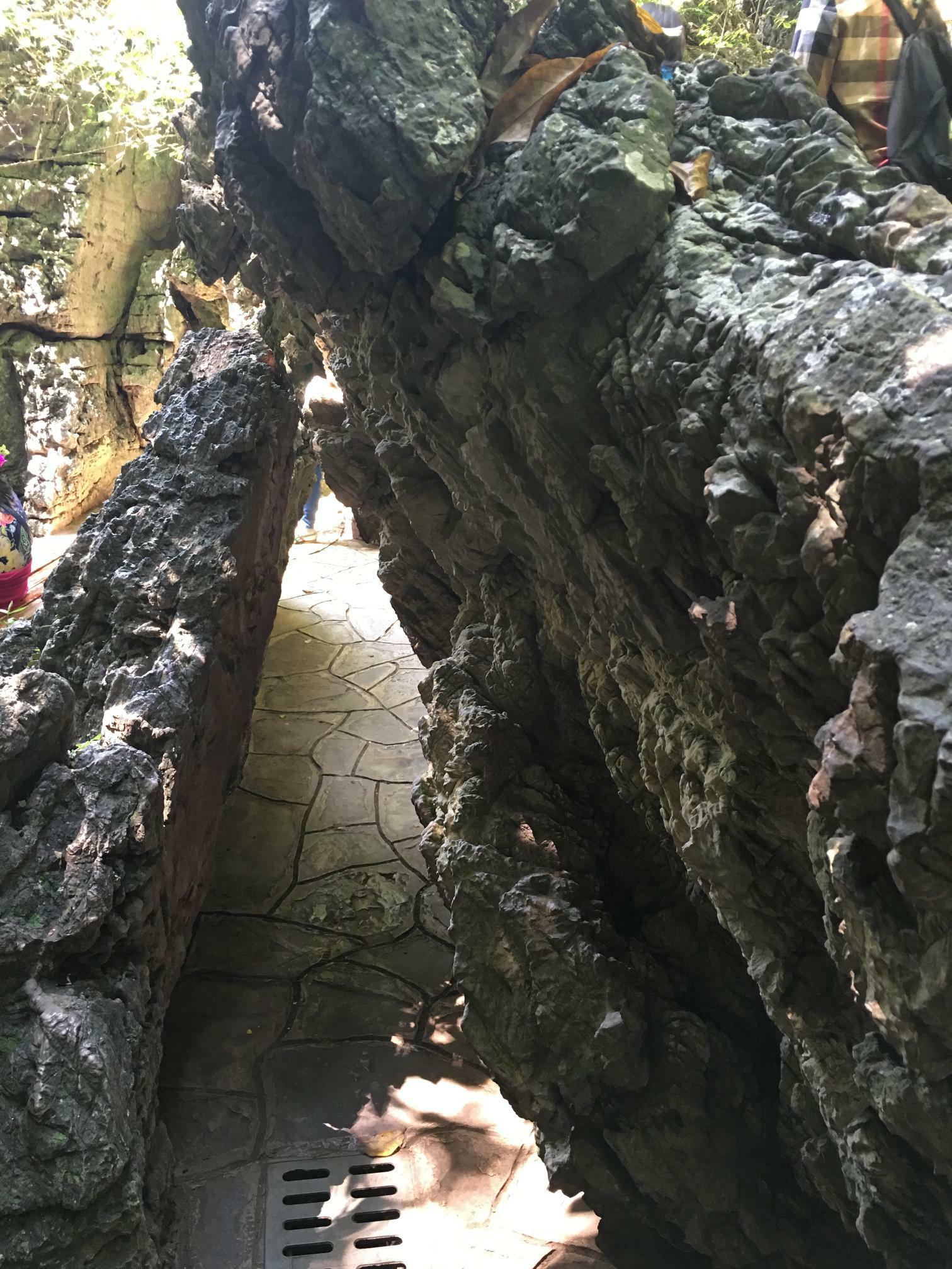 南宁自驾到贵州黄果树景区,贵州黄果树滴水滩瀑布景区