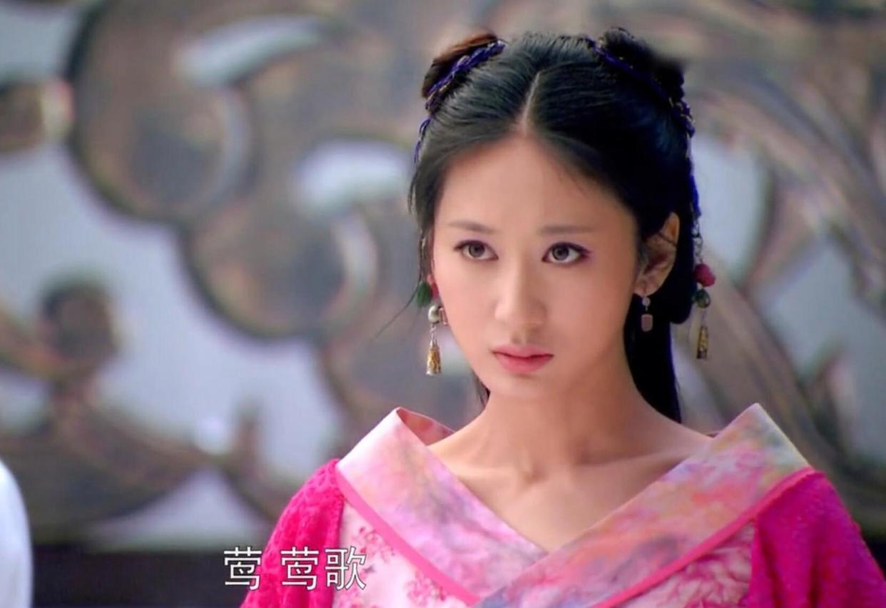 长得不出众却红得一塌糊涂的女星,不惊艳但耐看的十位女星