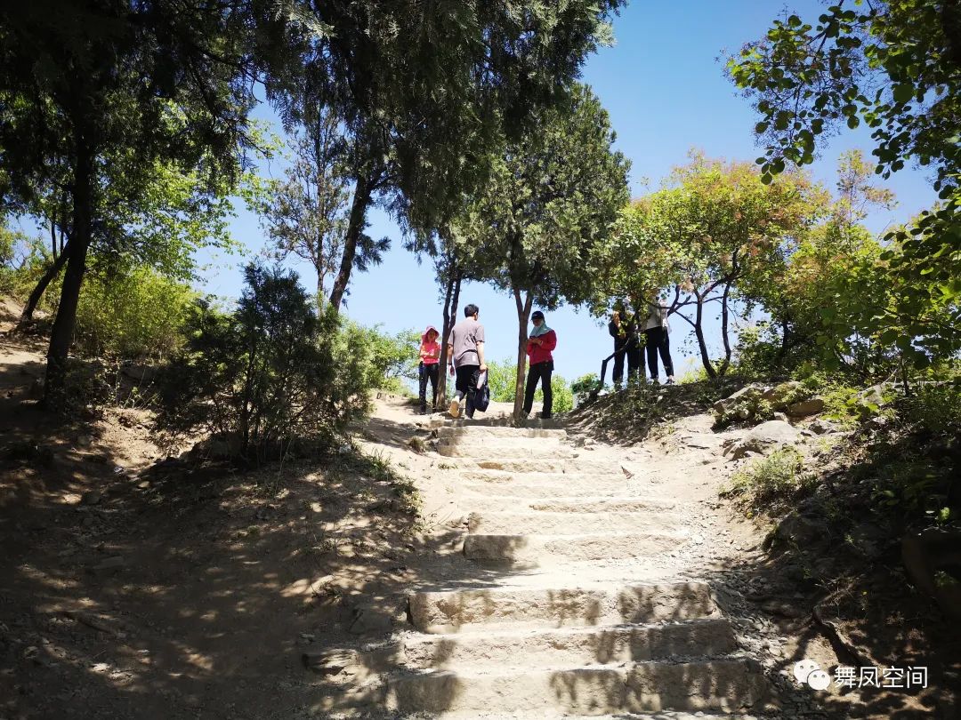 西山国家森林公园海拔,西山国家森林公园昆明