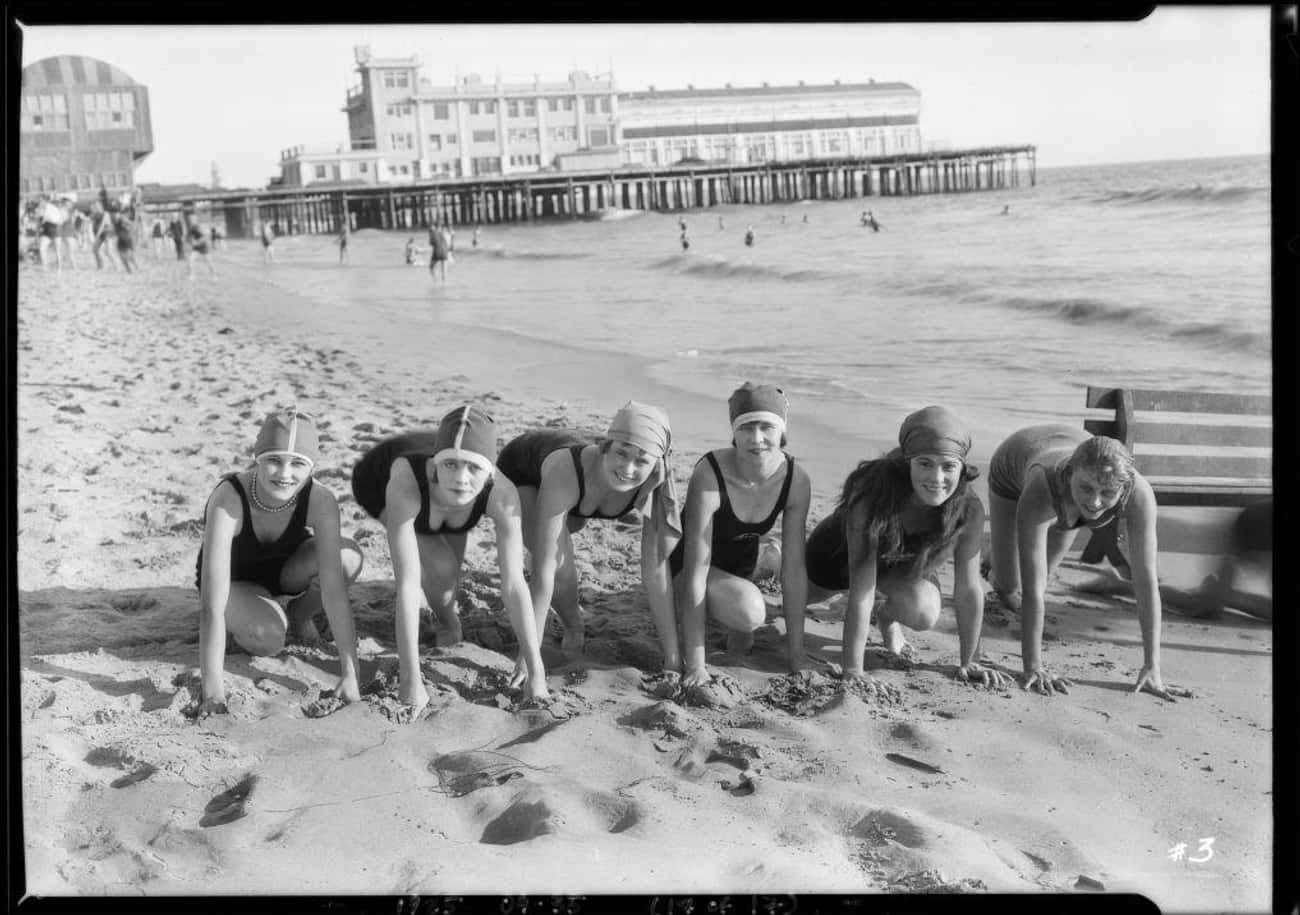 20世纪泳衣老照片,泳衣变化老照片