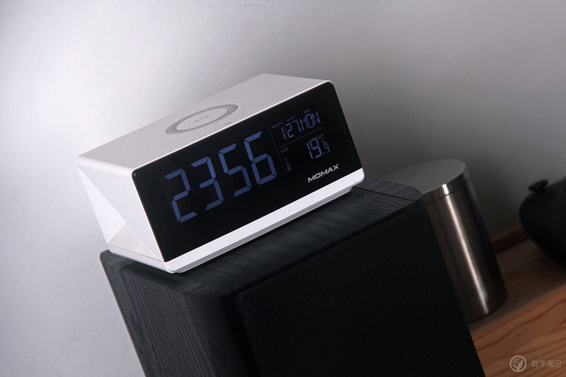 推荐几款高逼格电脑桌面,实用科技感很强的电脑桌面