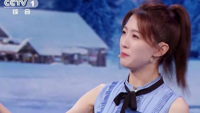 超级名模登场,超级漂亮主持人