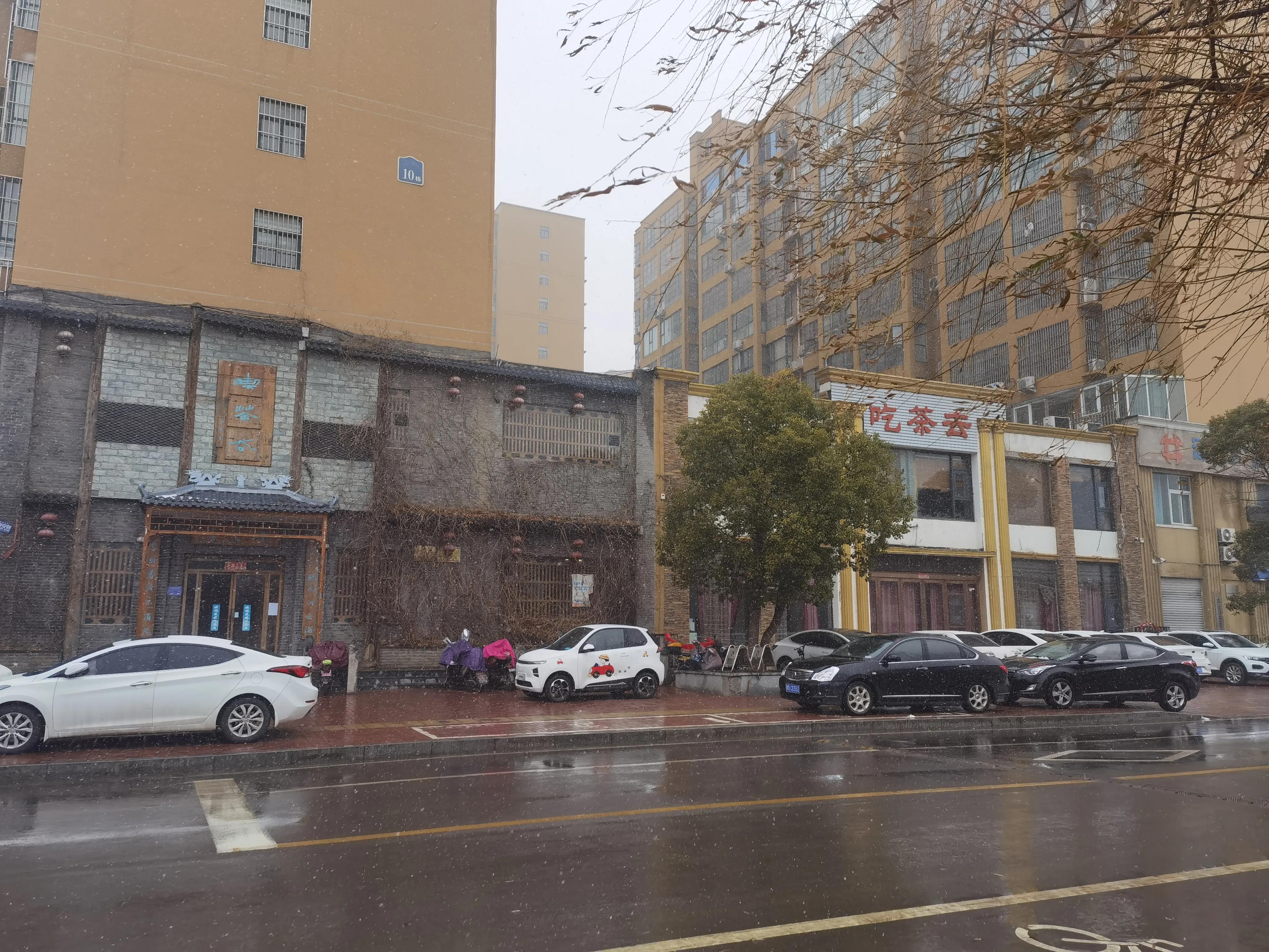 中国县城的现状,县城婆罗门