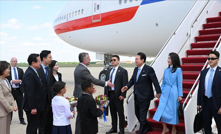 韩国第一夫人访美上演时装秀,韩国第一夫人出访美国