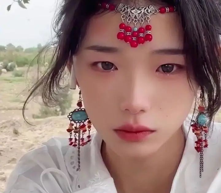 百万网红要切子宫换女儿抚养权，却被前夫指控出轨？后续反转曝光