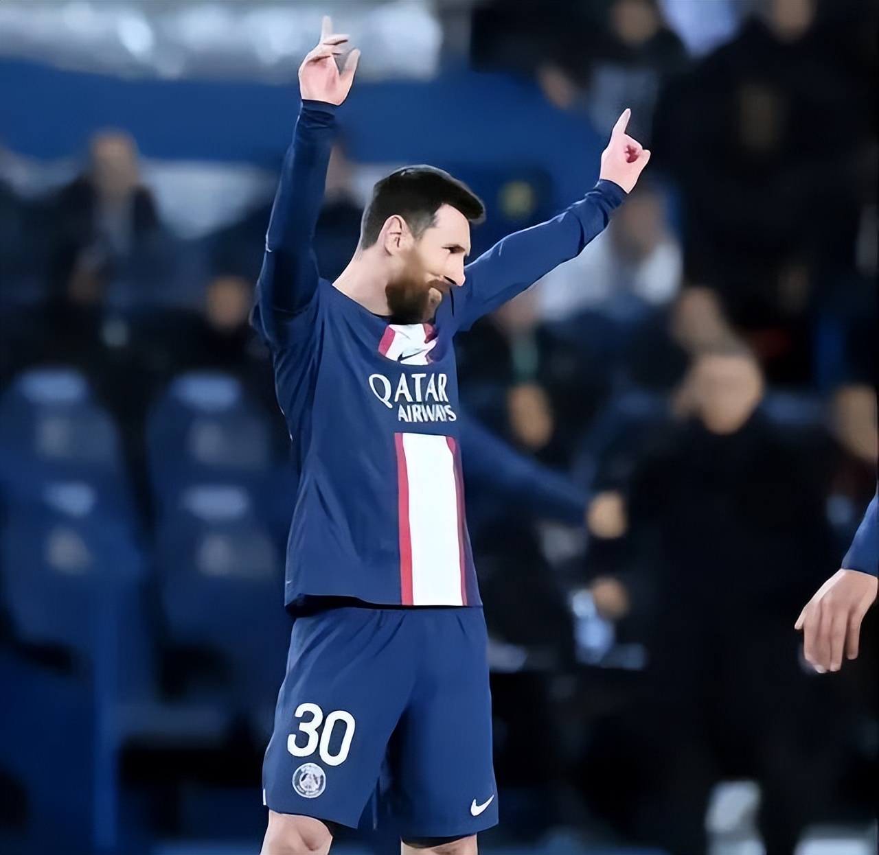 沙特给梅西的报价比c罗多还是少,梅西身价超越c罗