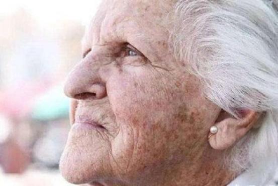 脑溢血发作前有哪些征兆,脑溢血前有十大信号记住了能救命