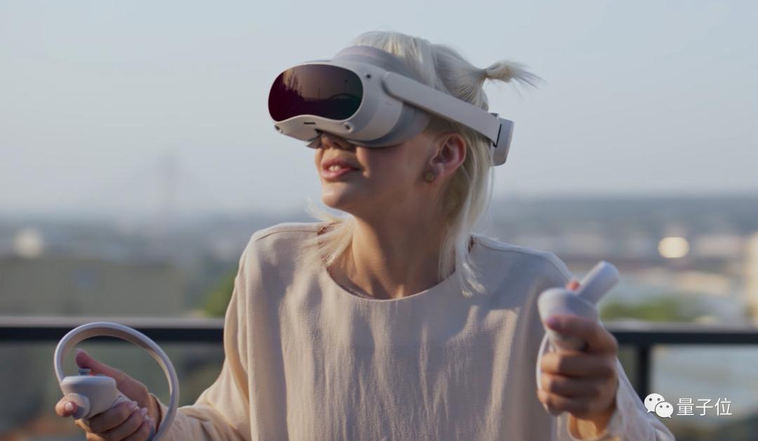 这项镜头贴膜技术背后，藏着让VR变轻巧的秘密