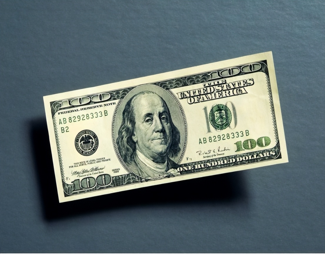 一吨人民币和一吨美元哪个值钱,一吨黄金和一吨美元哪个值钱