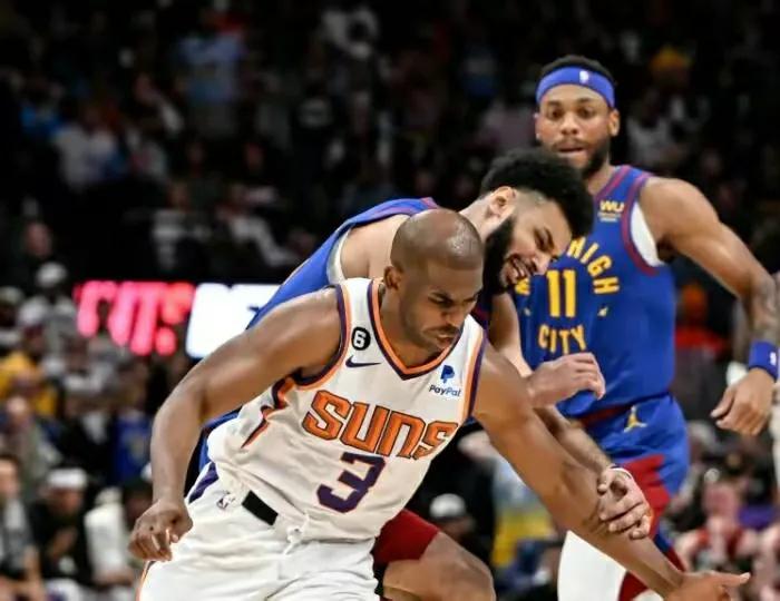 追梦格林播客克里斯保罗,追梦格林三分和克里斯保罗谁准