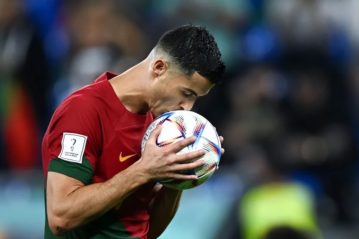 c罗头号球星,足坛巨星c罗来袭