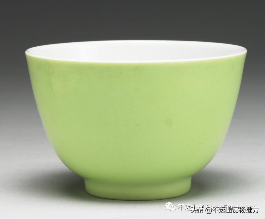 雍正乳白釉瓷器 (雍正年代青釉瓷器)