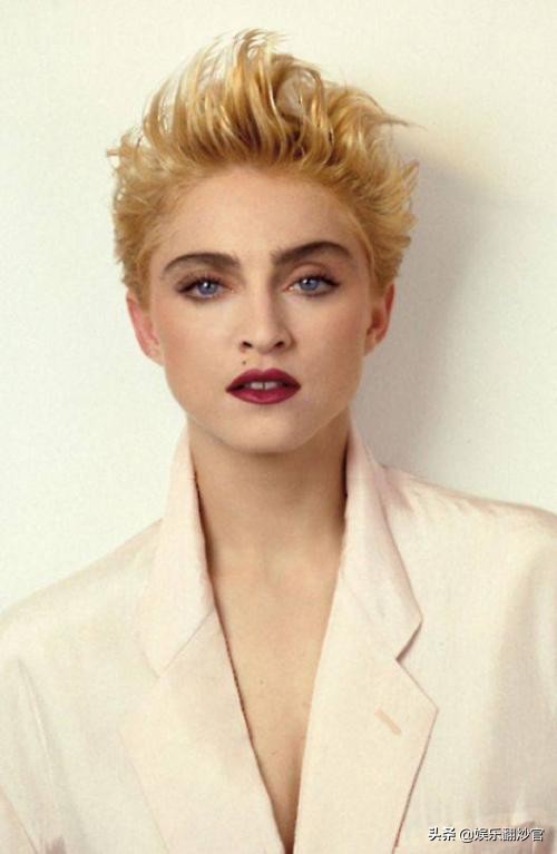 年轻时期的麦当娜,麦当娜像个淑女