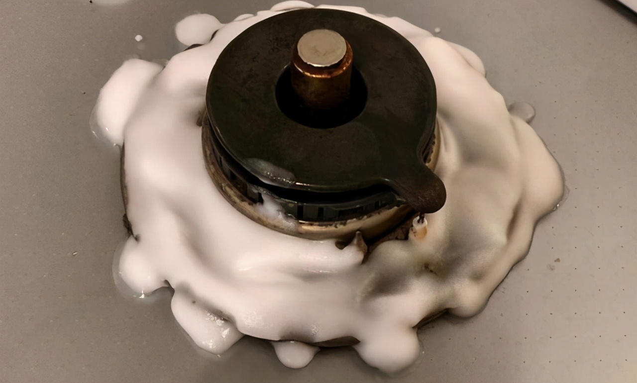 油烟机是侧吸好还是顶吸效果好,油烟机顶吸好还是侧吸好打理