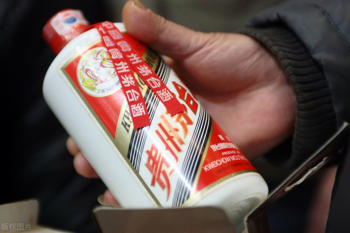 卖个烤面筋比茅台还挣钱？净胡扯