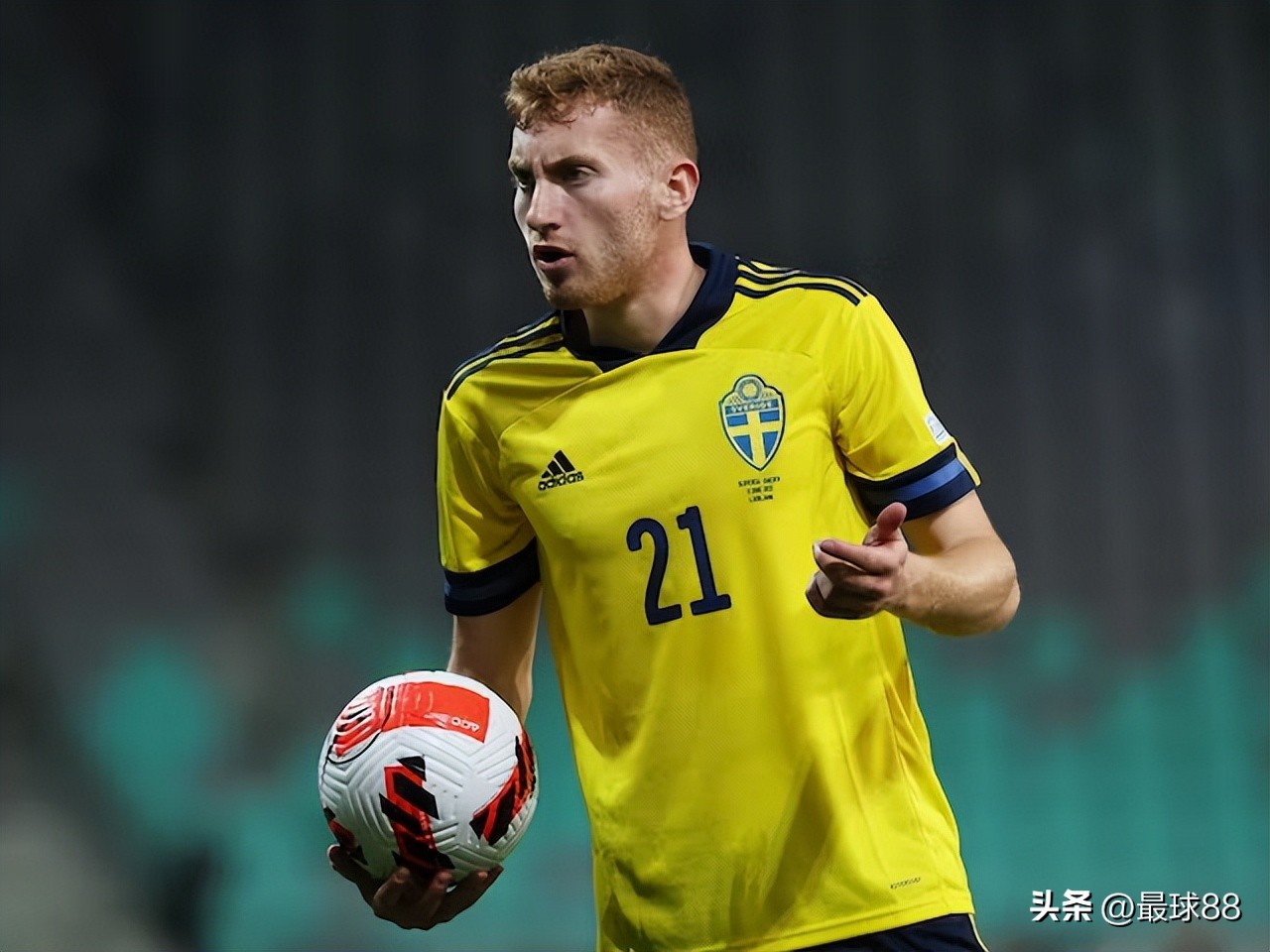 欧国联塞尔维亚vs瑞典：明星球员云集，比赛精彩程度有所保障？