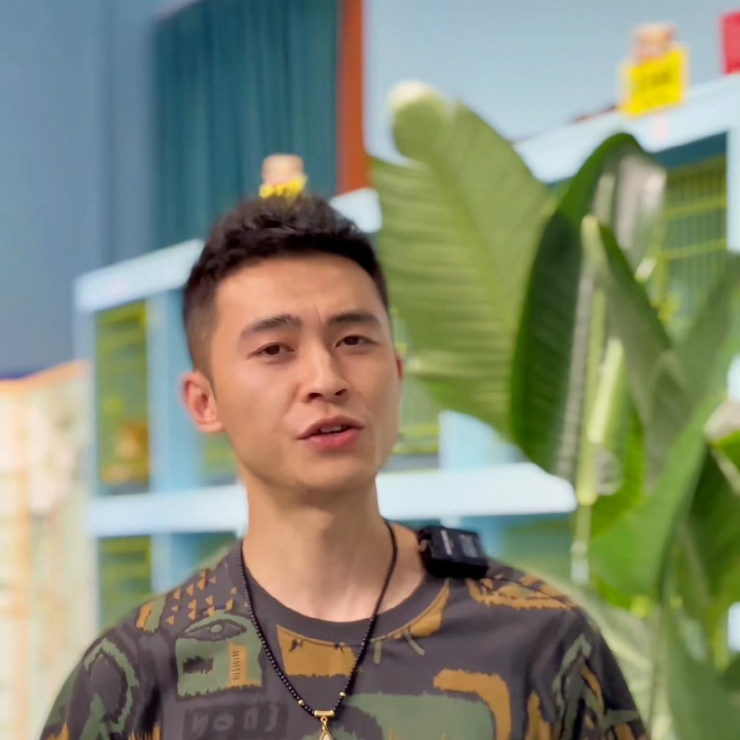 狗市上的小狗千万不要去碰!新手养狗如果连这个都不知道,...