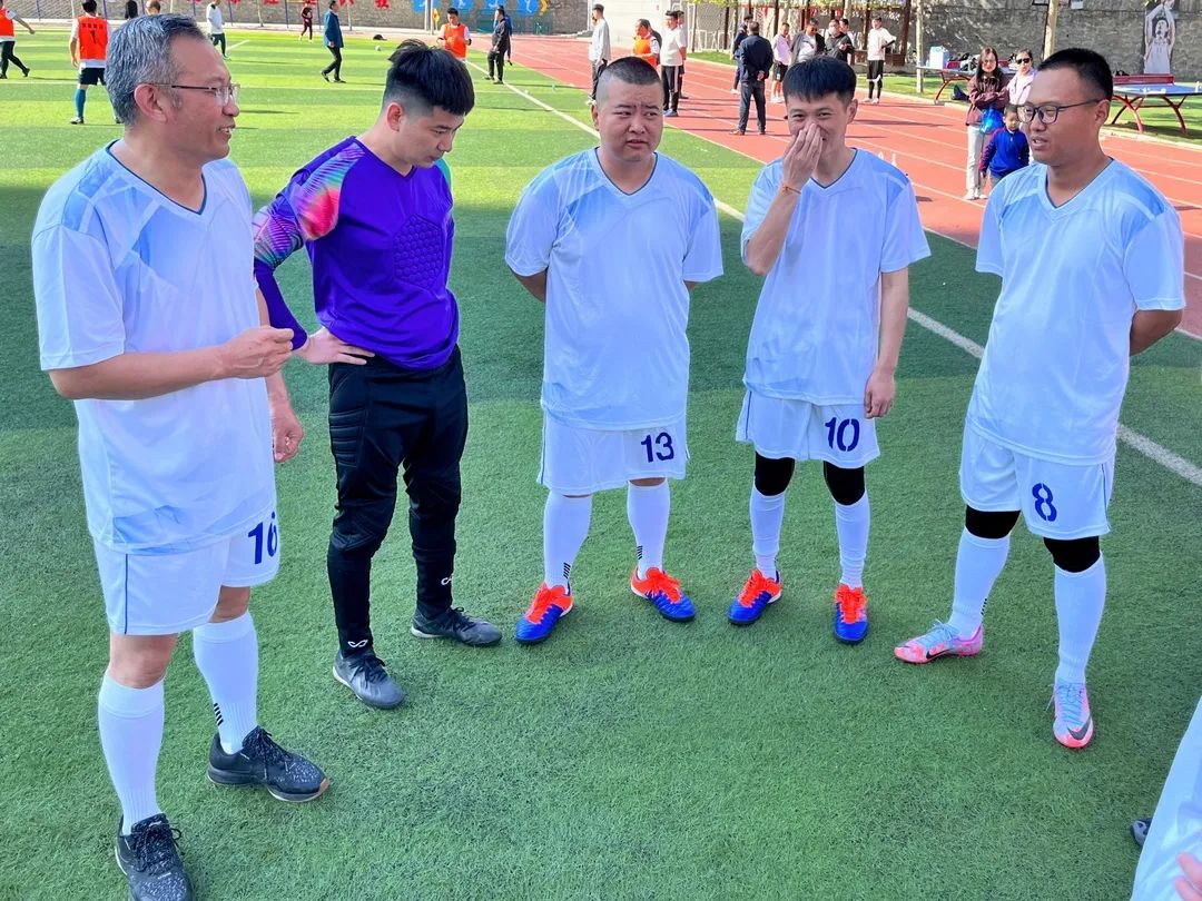 绿茵逐梦,逐梦绿茵燃情对决