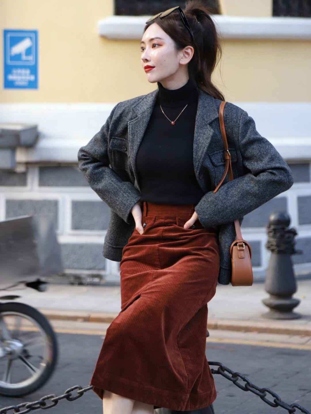 职场OL冬季离不开“羊毛西装”，借鉴这组搭配，日常通勤也很时髦