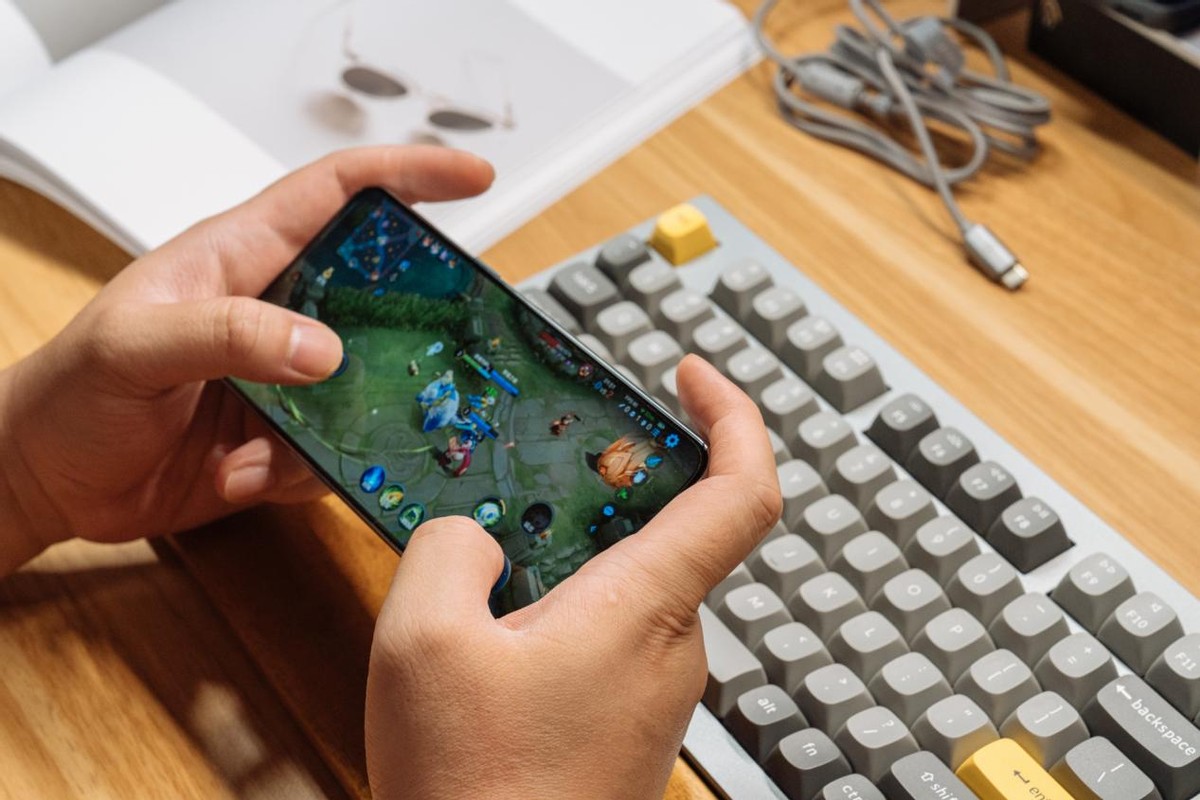 2023打游戏旗舰手机推荐,2023年打游戏手机推荐哪款