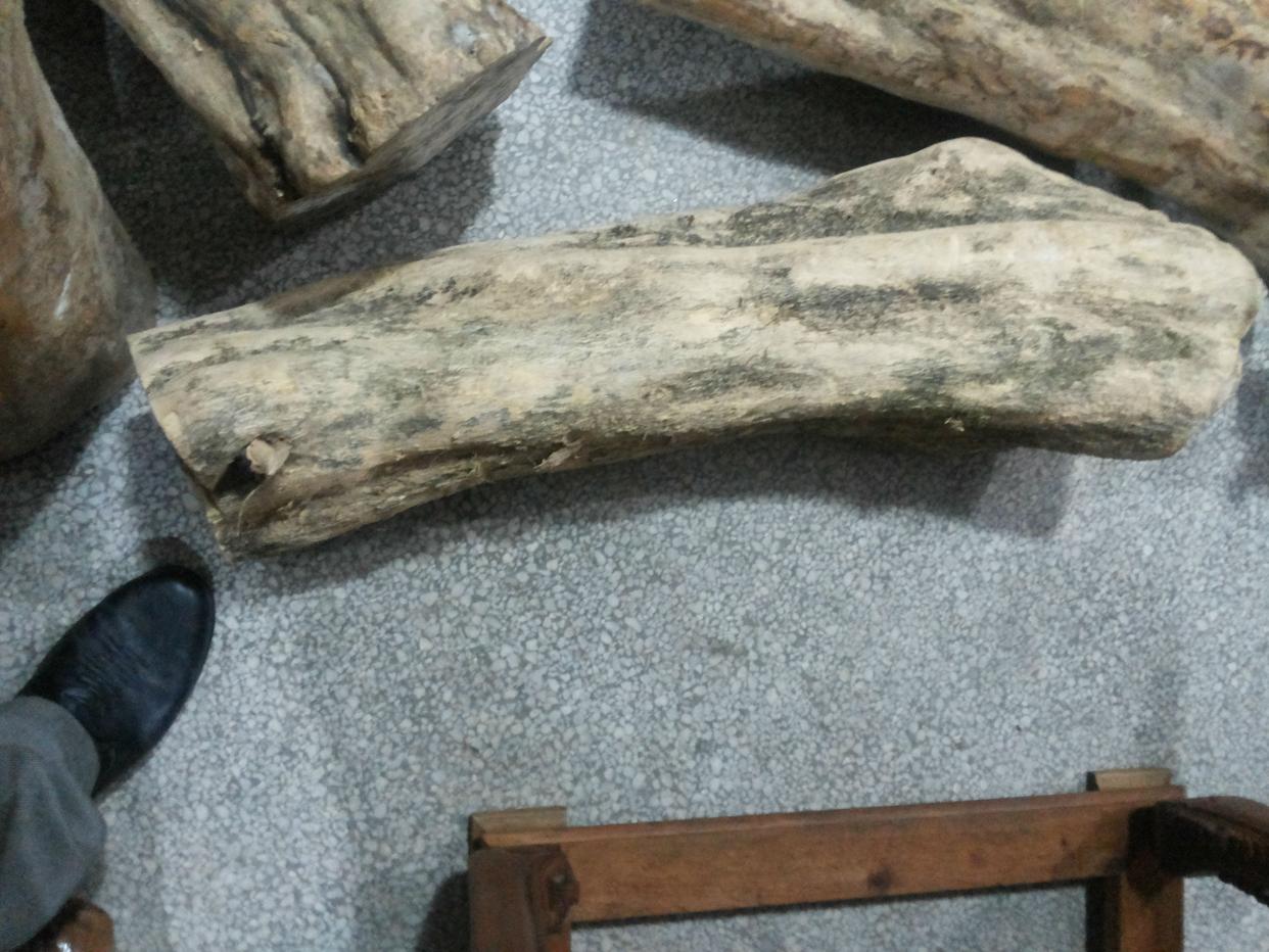 手串界的销冠竟是一种普通木头？90%的高仿沉香，用的都是它！