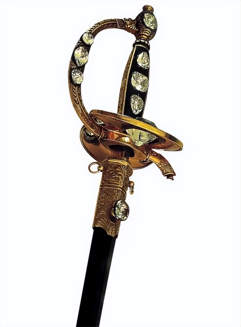 法国珠宝值得买吗,法国王室的王冠和首饰