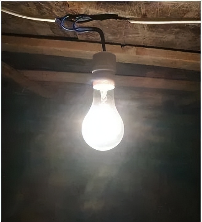 法医秦明小说燃烧的蜂鸟,法医秦明燃烧的蜂鸟好看么