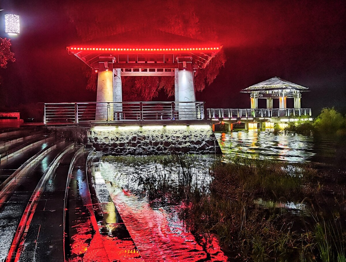 郭进拴｜大美的湖畔明珠