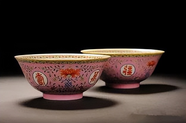 雍正乾隆时期的瓷器图片,清代康熙雍正乾隆瓷器特点