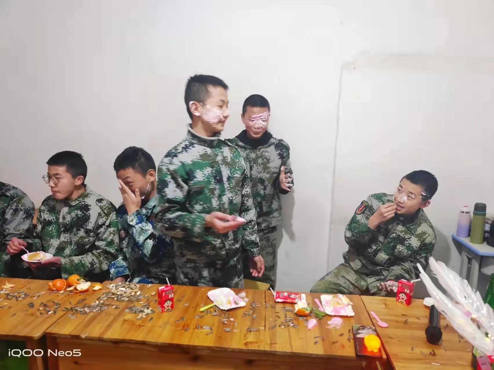 《贵州厚德心理咨询部》–––专业从事7-17周岁的叛逆孩子