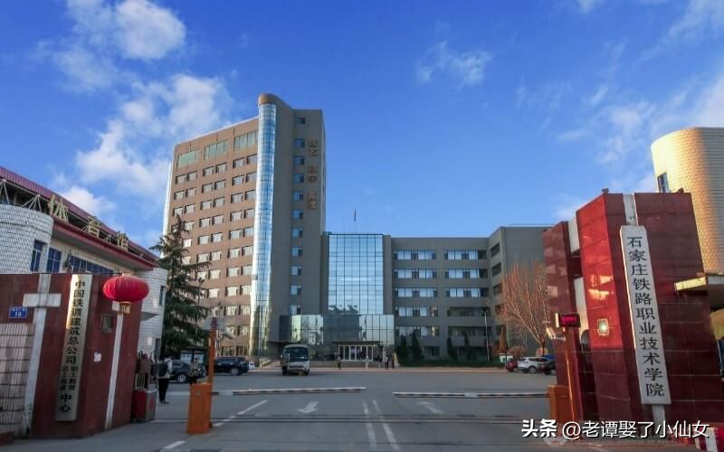 300分以下的专科应学哪些专业,2020年河南文科300分能上什么专科