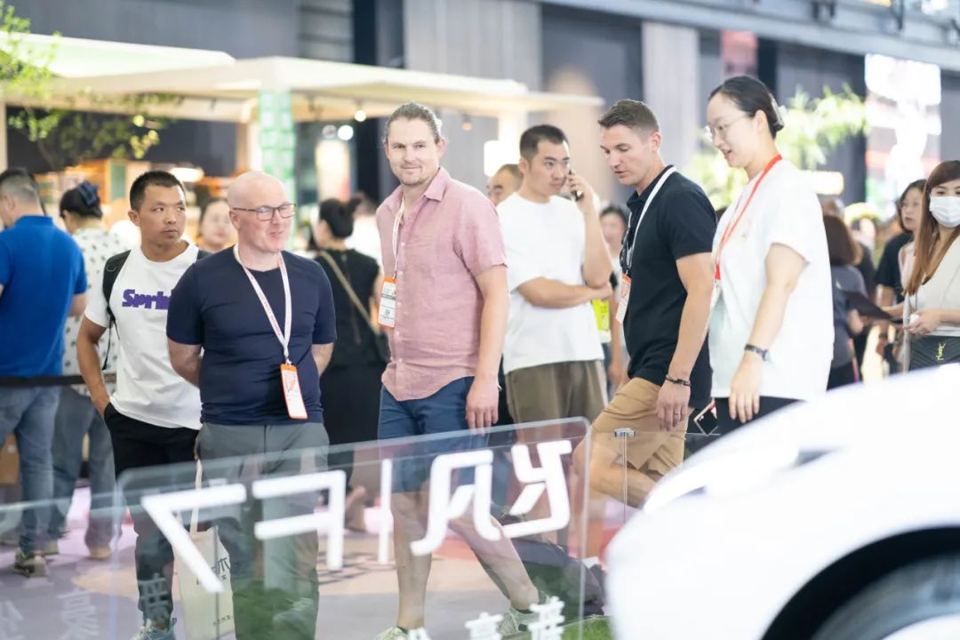 飞凡f7超纤绒顶棚,飞凡f7高科技内饰