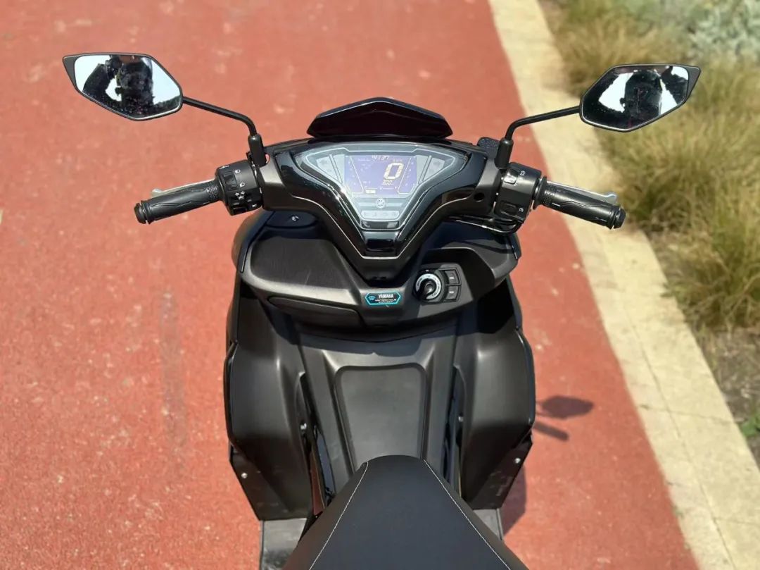 雅马哈aerosportsx换侧包围,雅马哈aerosports试驾