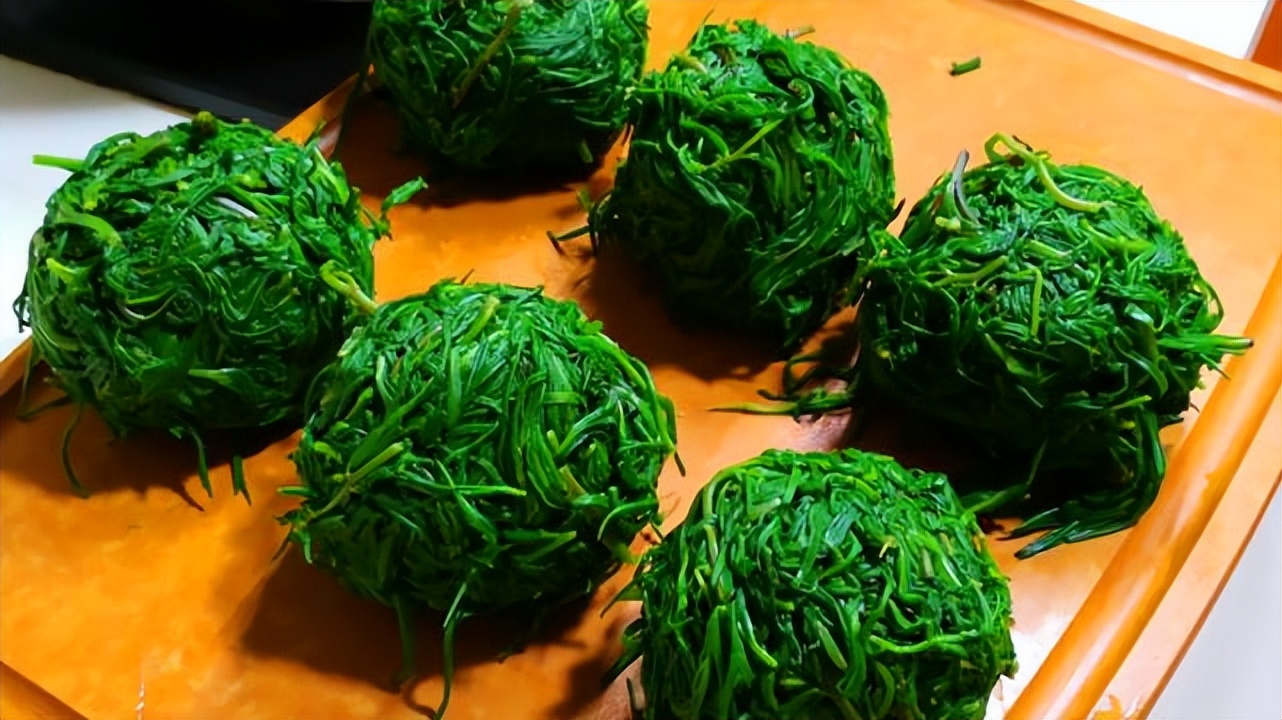 新鲜马齿苋如何凉拌好吃,马齿苋可以和荠菜一起吃吗