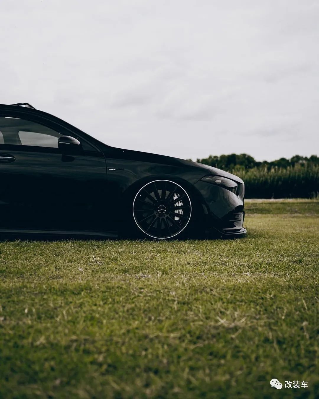 奔驰c级小姐姐改装,奔驰威霆改装小姐姐