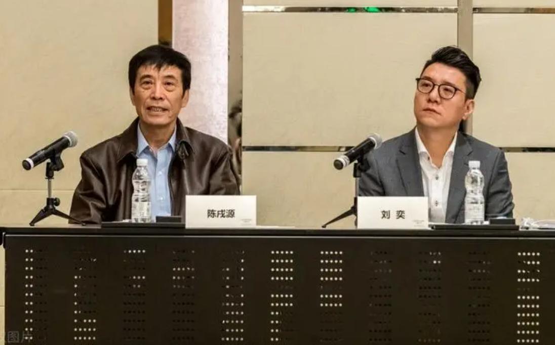 足坛反腐扫黑重大突破，有官员亲属涉案，媒体人：或借爹上位捞钱