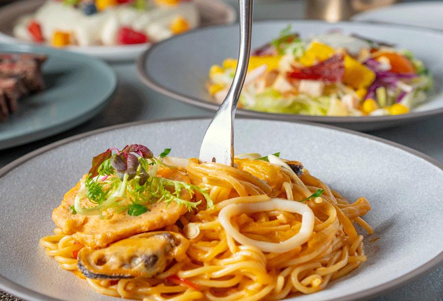 隐藏在历史博物馆旁边的院子,上海历史博物馆顶楼西餐厅