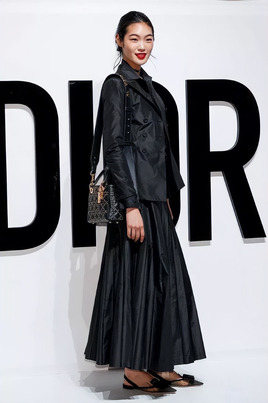 她的上位手段，值得逐字背诵