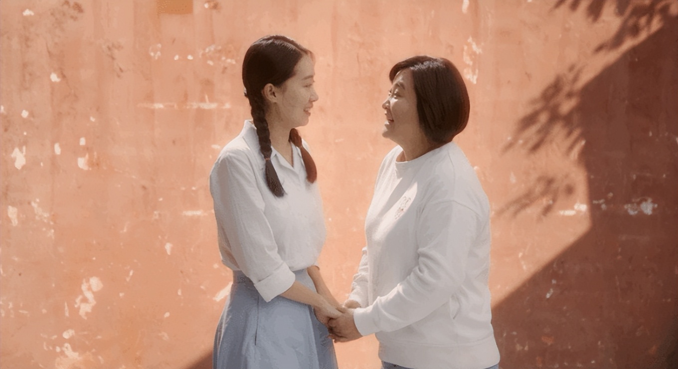 母亲节适合送给妈妈的古诗,母亲节送给妈妈的100首歌