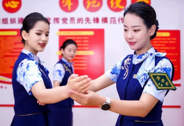 中国铁路局招聘什么条件,2023年铁路局招聘大专生各专业