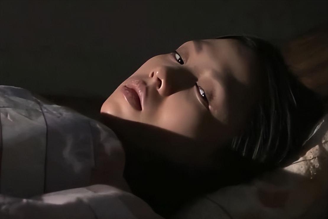 女大学生网恋，对象却是同性？被3000元卖给狗子，还生了一个儿子