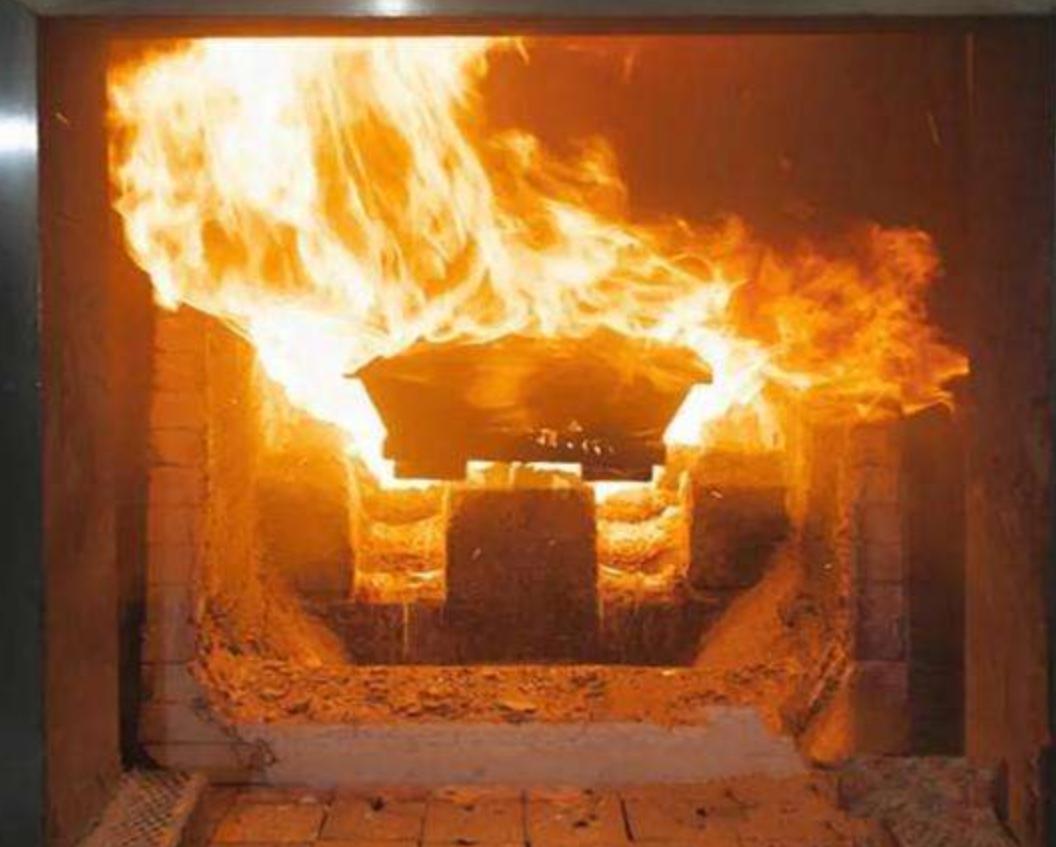 人死后的骨灰可以分几份存放吗,骨灰下葬多年后会变成什么